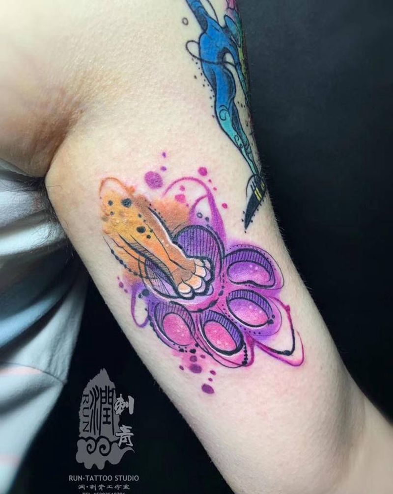 脚印纹身图片_手部手臂水彩纹身图案