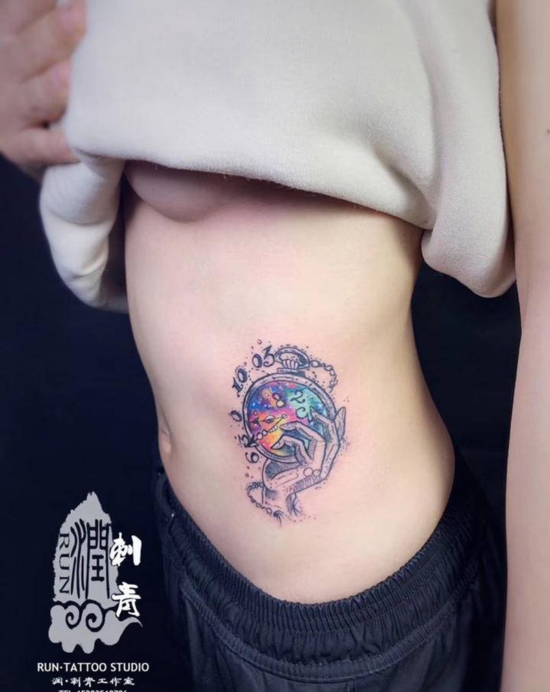 腰部设计纹身图片_腰部New School水彩手钟表纹身图案