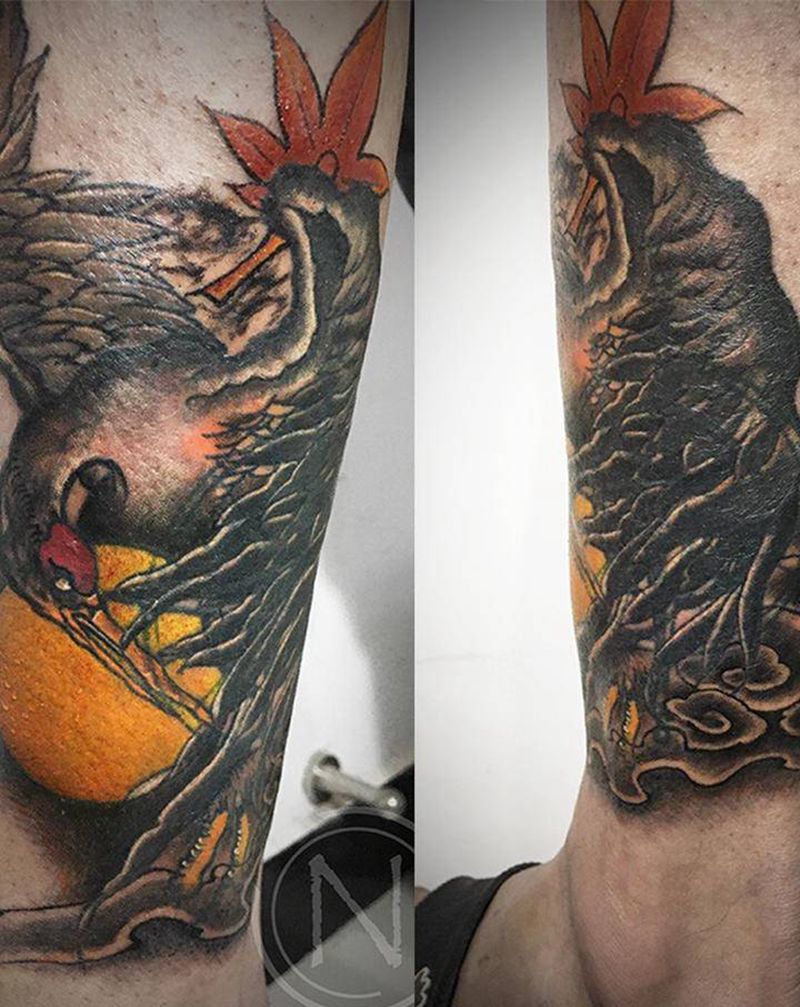 传统—鹤纹身图片_腿部新传统鹤云枫叶