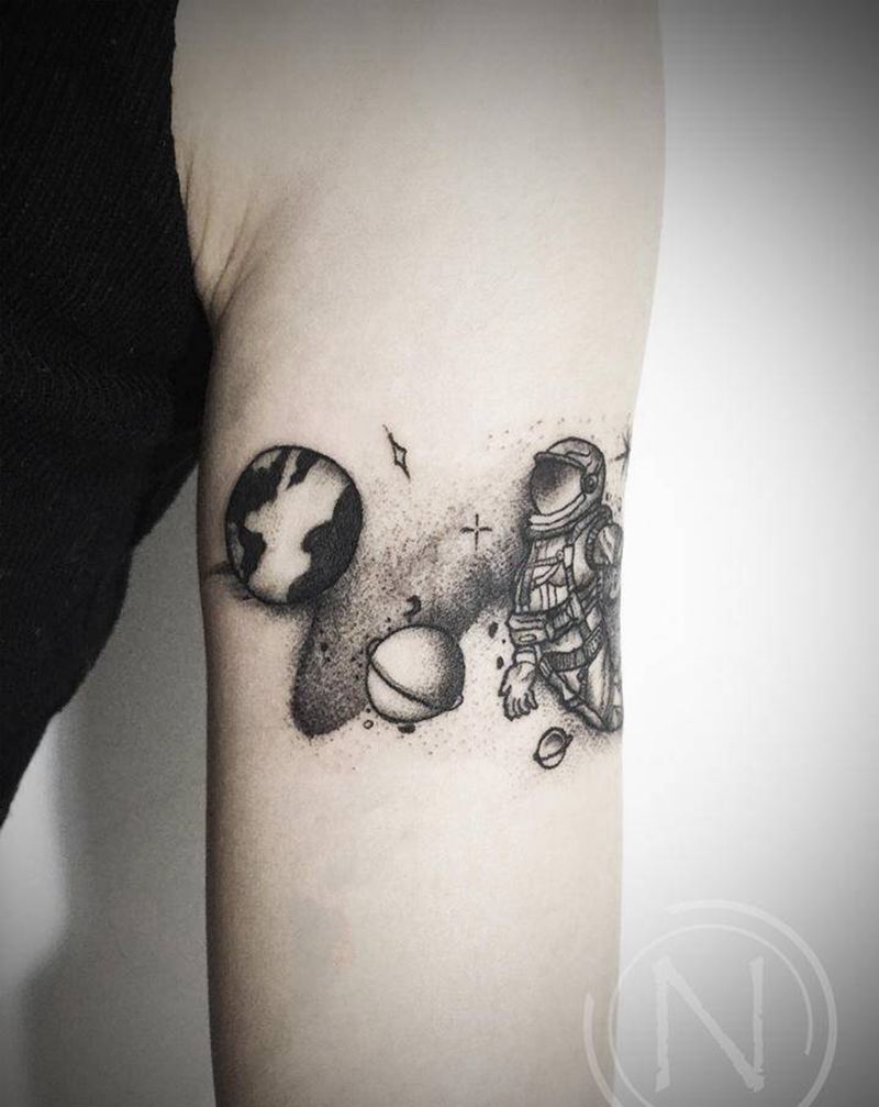 臂环系列纹身图片_手臂几何宇航员星球星星✨纹身图案