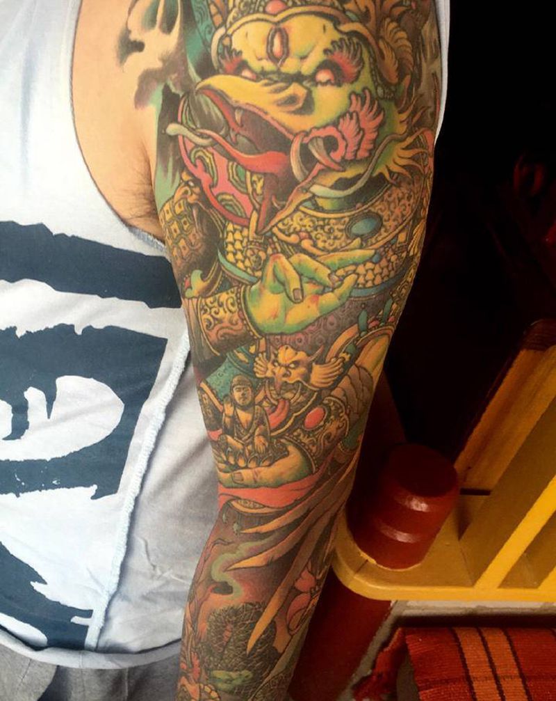 大鹏金翅鸟恢复一年后纹身图片_手臂手部老传统新传统大鹏金翅鸟迦楼罗原创纹身图案