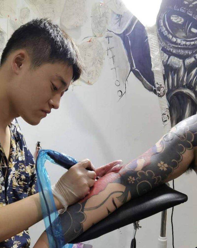 日式花臂纹身图片_手臂老传统纹身图案