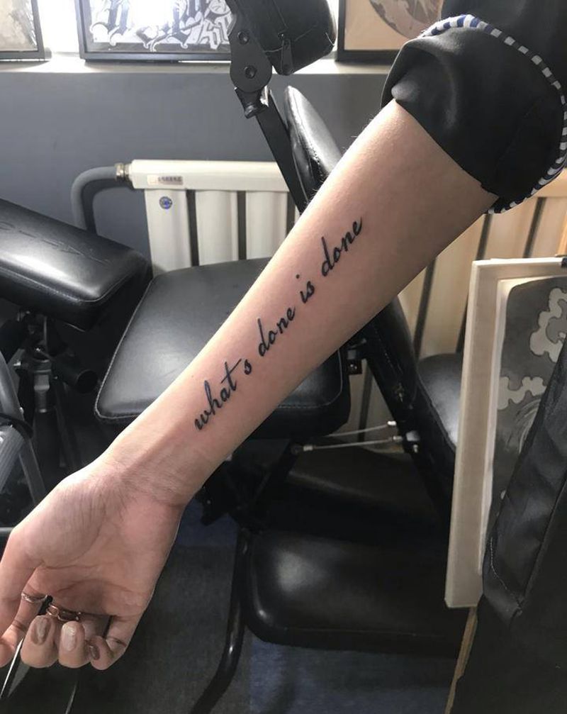 字母纹身图片_手臂花体字纹身图案