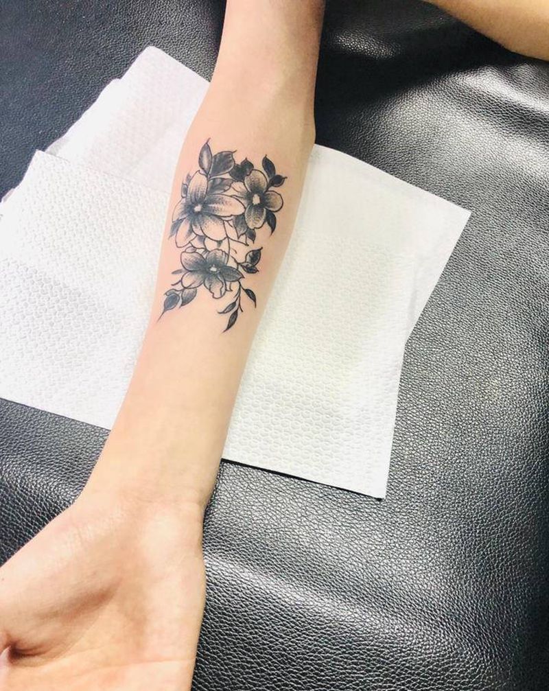 小清新纹身图片_手部新传统纹身图案