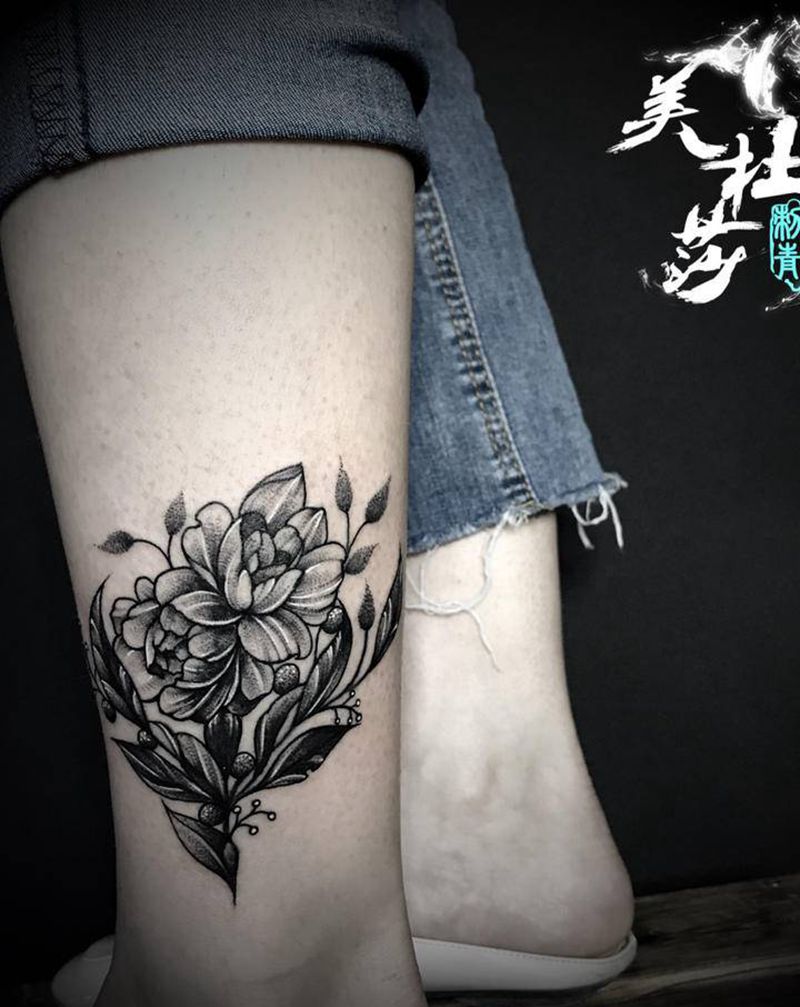 遮盖纹身图片_腿部点刺纹身图案