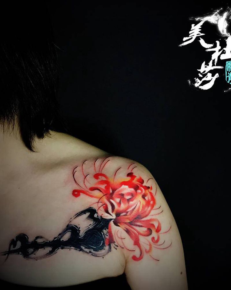 彼岸花遮盖纹身图片_胸部新传统纹身图案