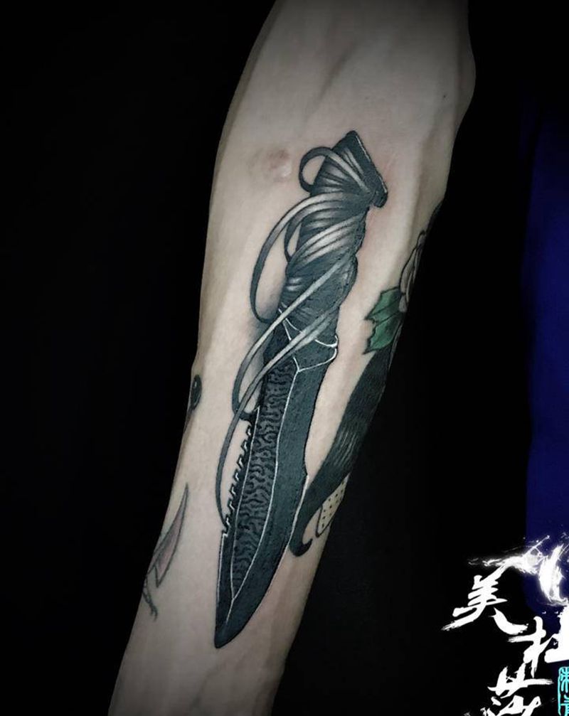 遮盖纹身图片_手臂New School纹身图案