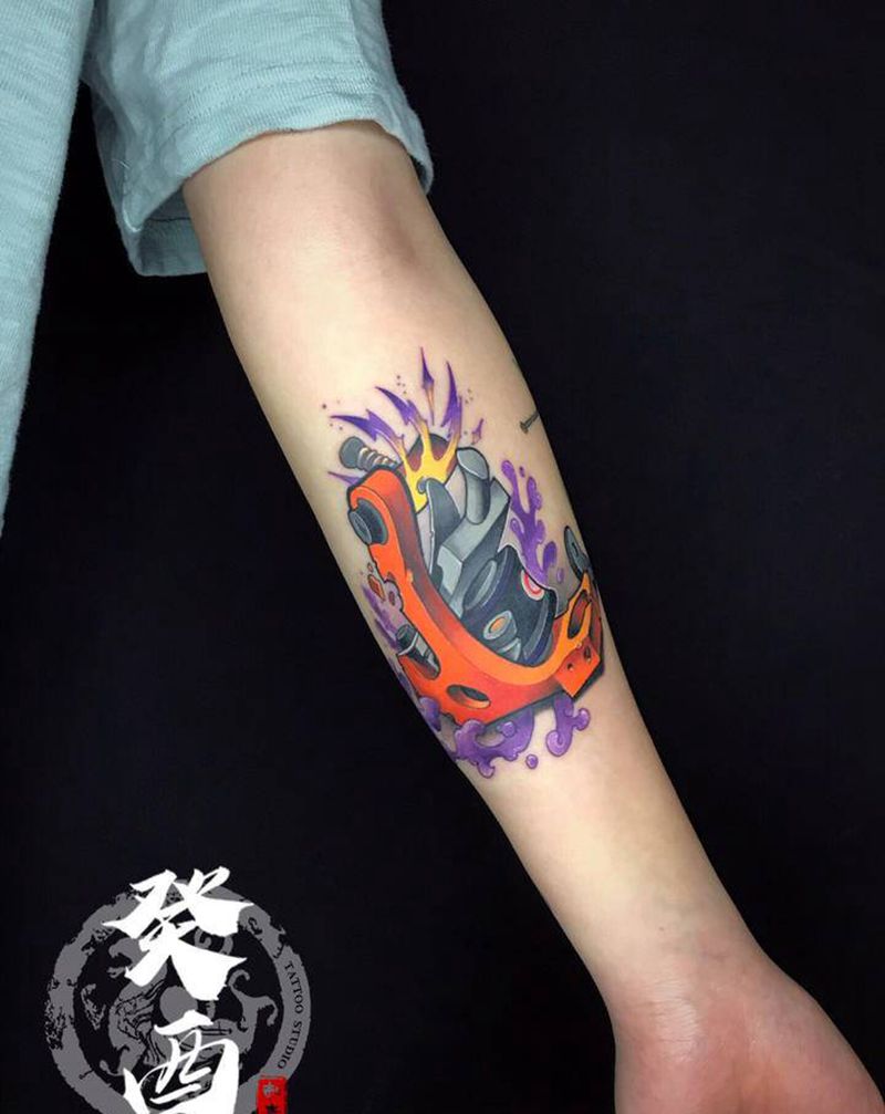 纹身机纹身图片_手臂New School纹身图案