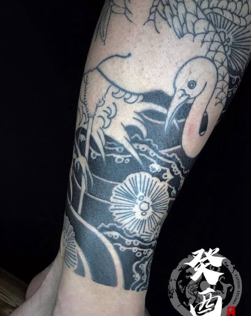 鹤（未完待续）纹身图片_腿部老传统纹身图案