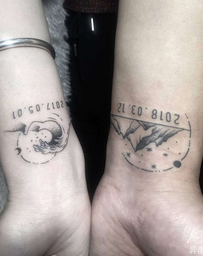 海誓山盟，日月可鉴纹身图片_手臂脚部点刺小清新纹身图案
