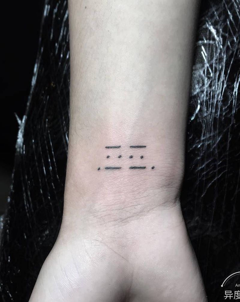 摩斯密码纹身图片_手部脚部图腾几何名字密码纹身图案