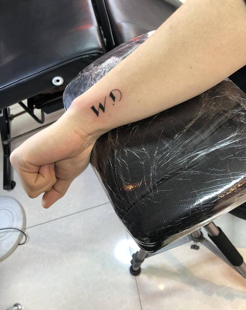 字母纹身图片_手臂老传统纹身图案