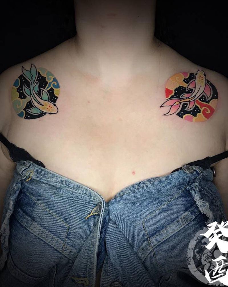 阴阳鱼纹身图片_肩部几何纹身图案