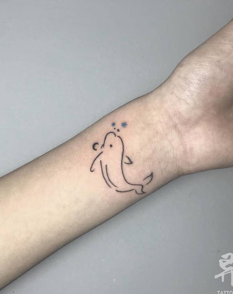 海豚纹身图片_手臂腿部图腾纹身图案