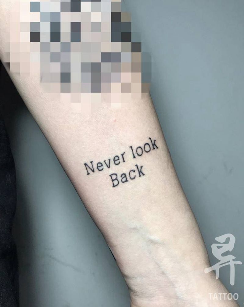 英文纹身图片_手臂腿部花体字字母纹身图案