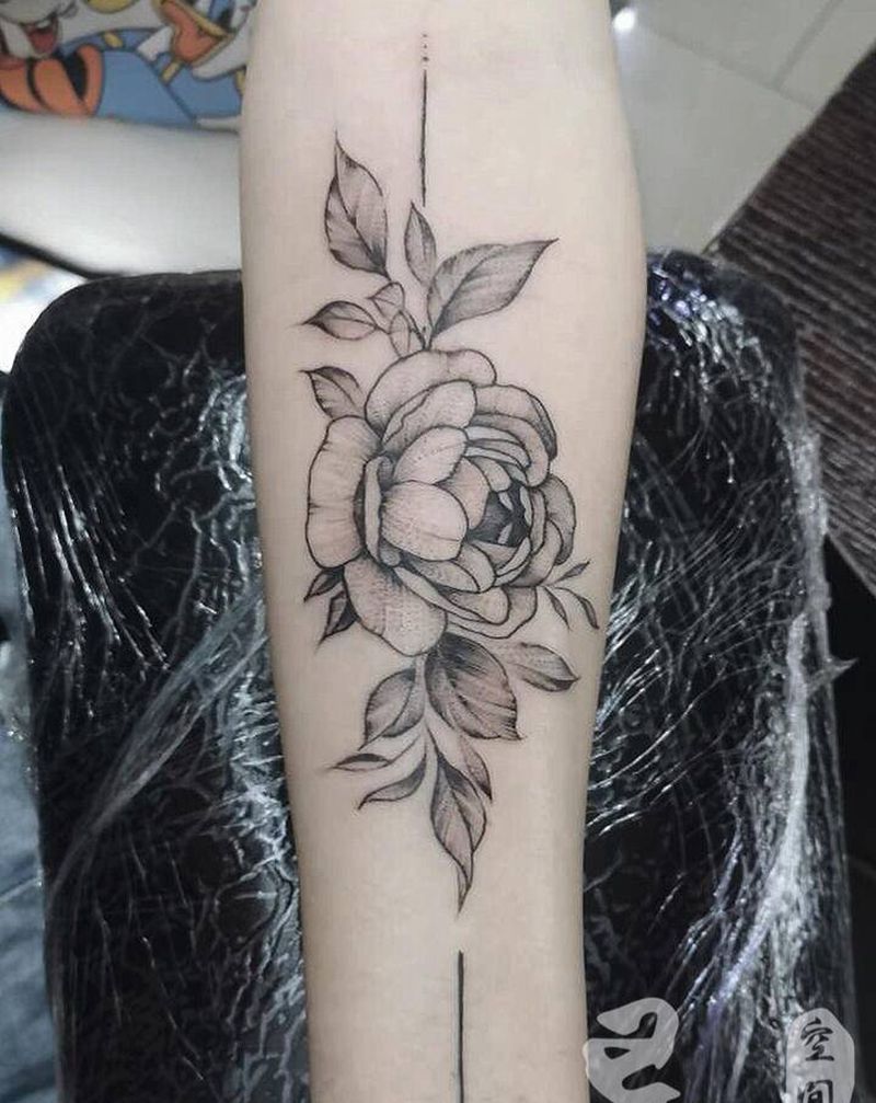 素花纹身图片_手臂腿部点刺素花 小清新纹身图案