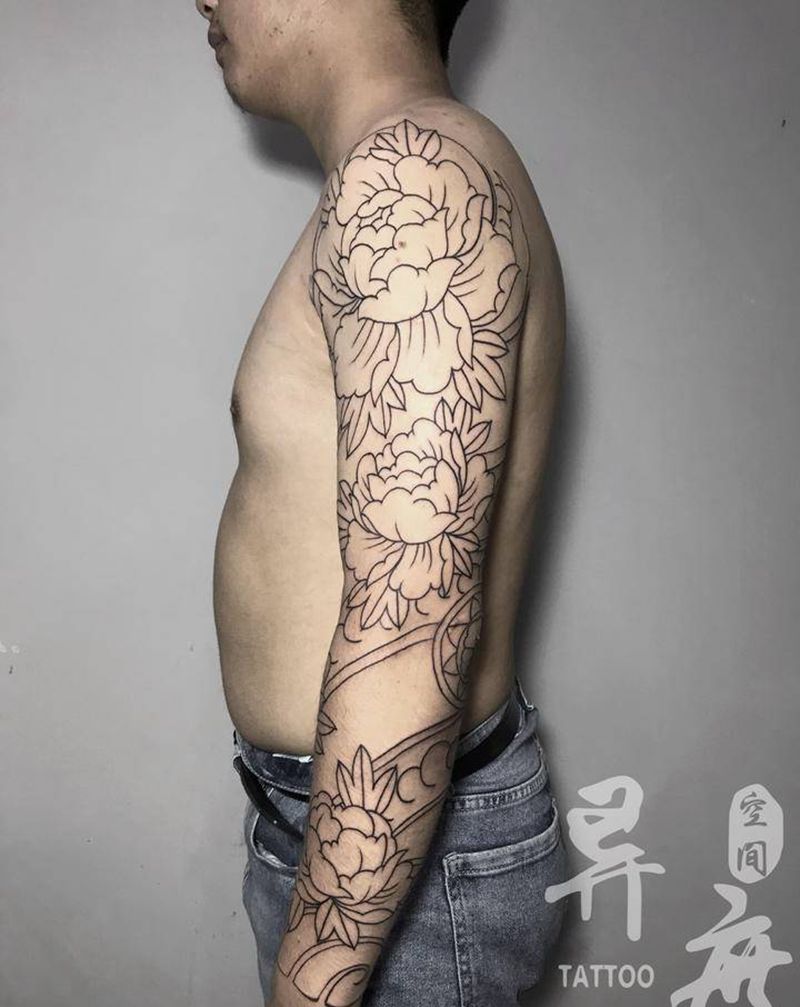 传统花臂未完成纹身图片_手臂老传统纹身图案