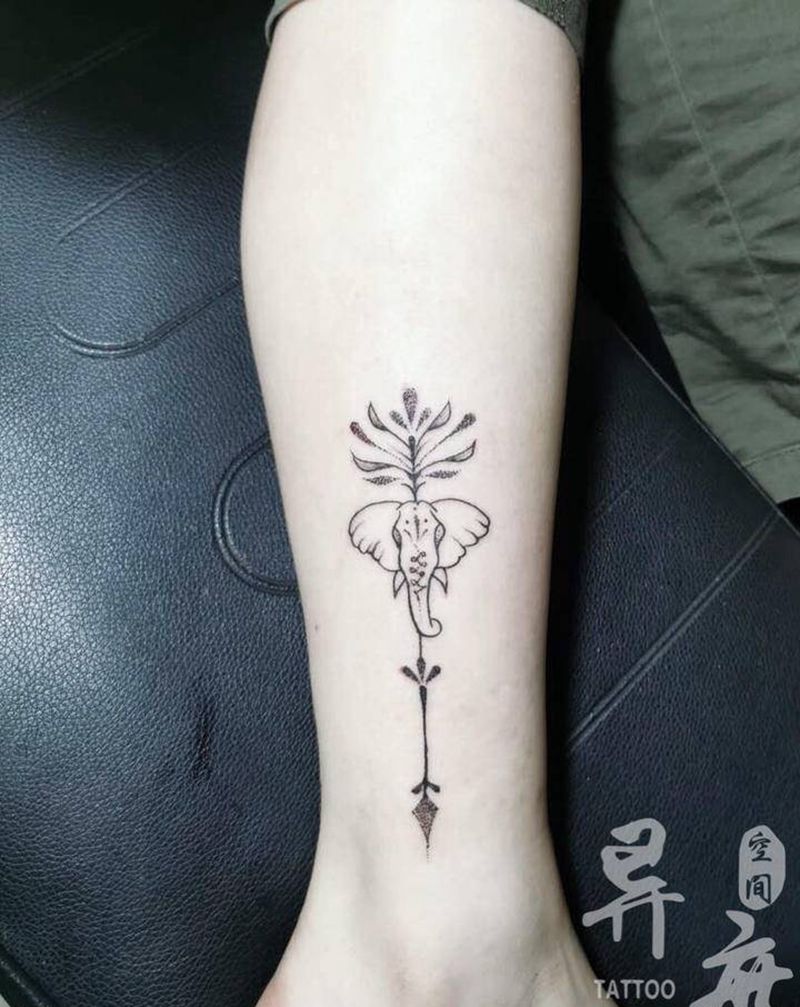 线条纹身图片_腿部手臂点刺象纹身图案