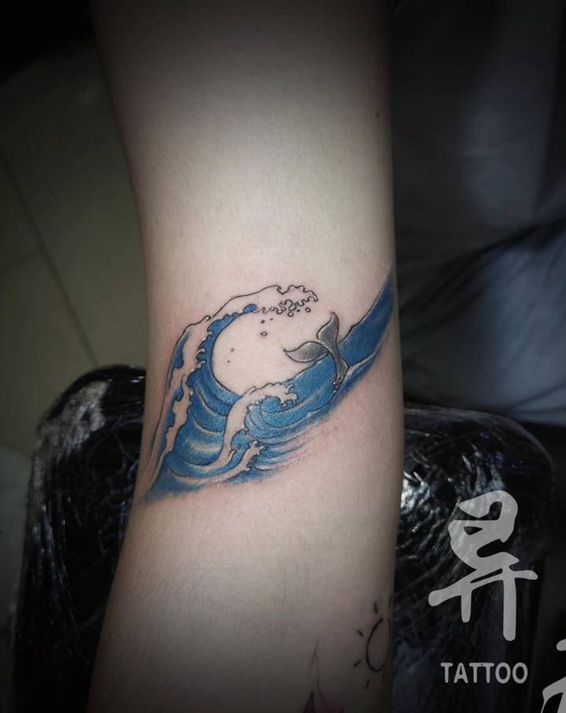 水浪纹身图片_手臂腿部水彩水墨海浪浪花纹身图案