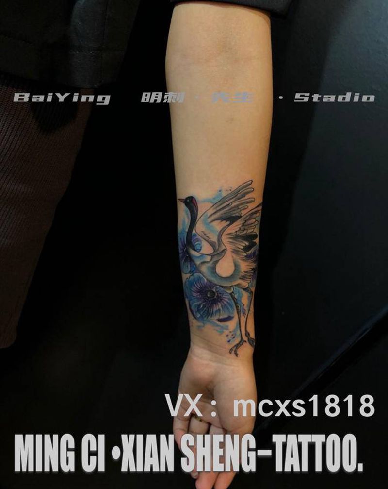 顾客自带图，遮盖纹身图片_手部水墨水彩纹身图案