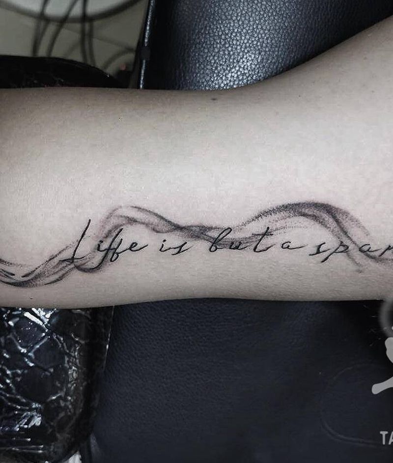 字母纹身图片_手臂花体字纹身图案