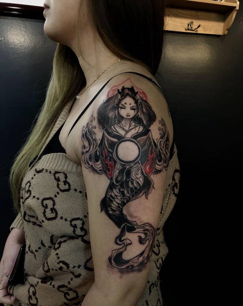 顾客自带图纹身图片_臀部纹身图案