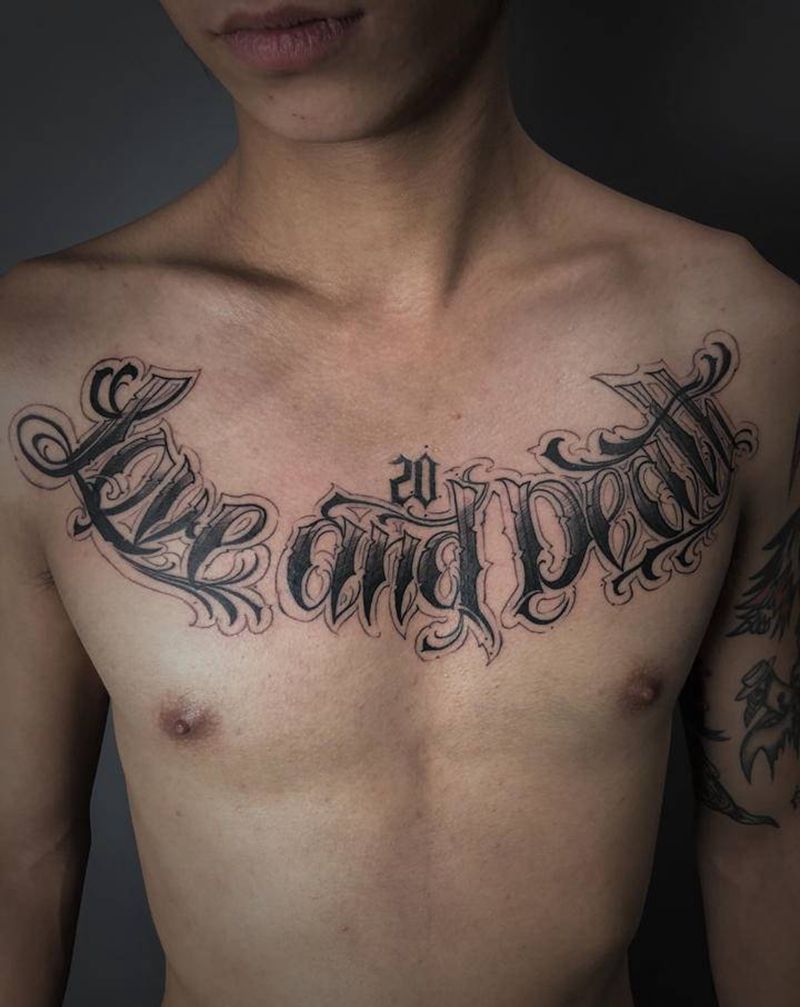 花体英文纹身图片_胸部花体字纹身图案