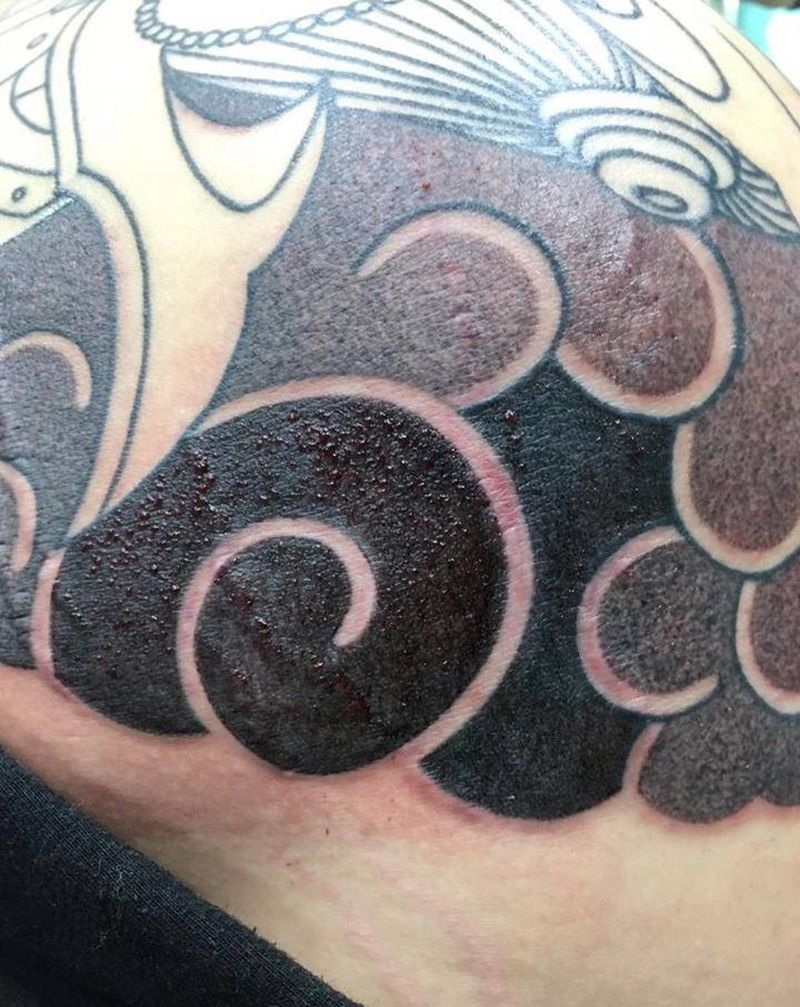 来了纹身图片_肩部老传统新传统纹身图案