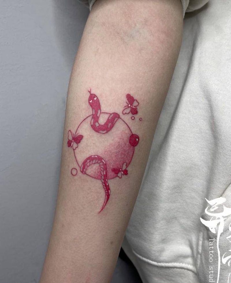 小清新蛇纹身图片_手臂腿部几何点刺蛇纹身图案