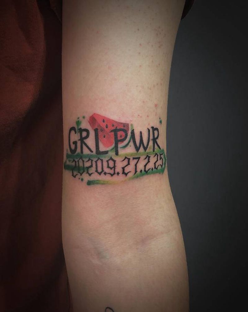 英文纹身图片_手臂花体字纹身图案