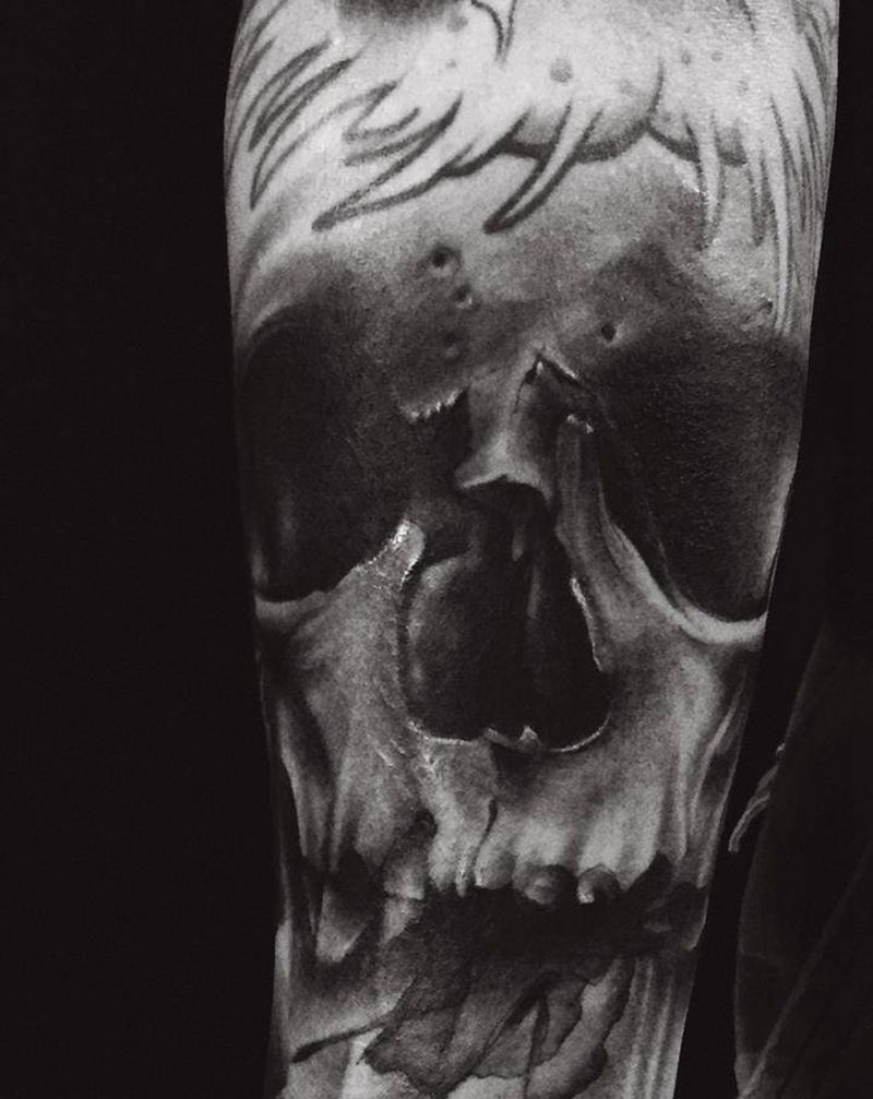 写实骷髅头纹身图片_手臂欧美写实纹身图案