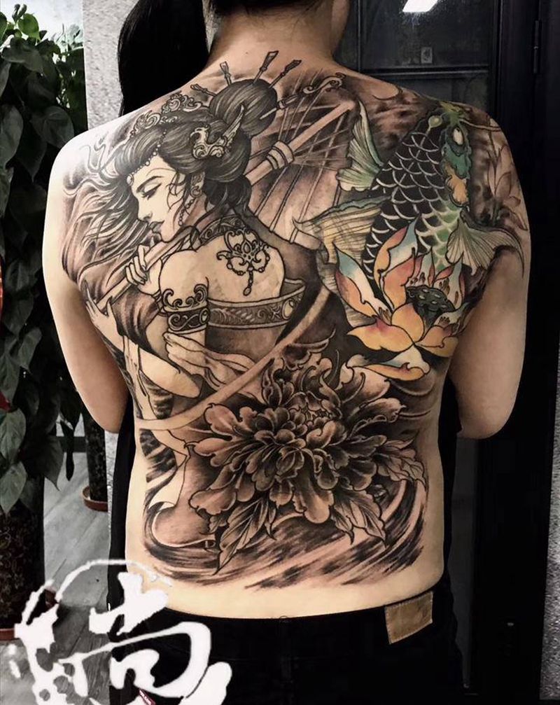 满背修复纹身图片_新传统纹身图案