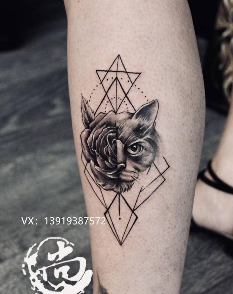猫纹身图片_New School几何纹身图案