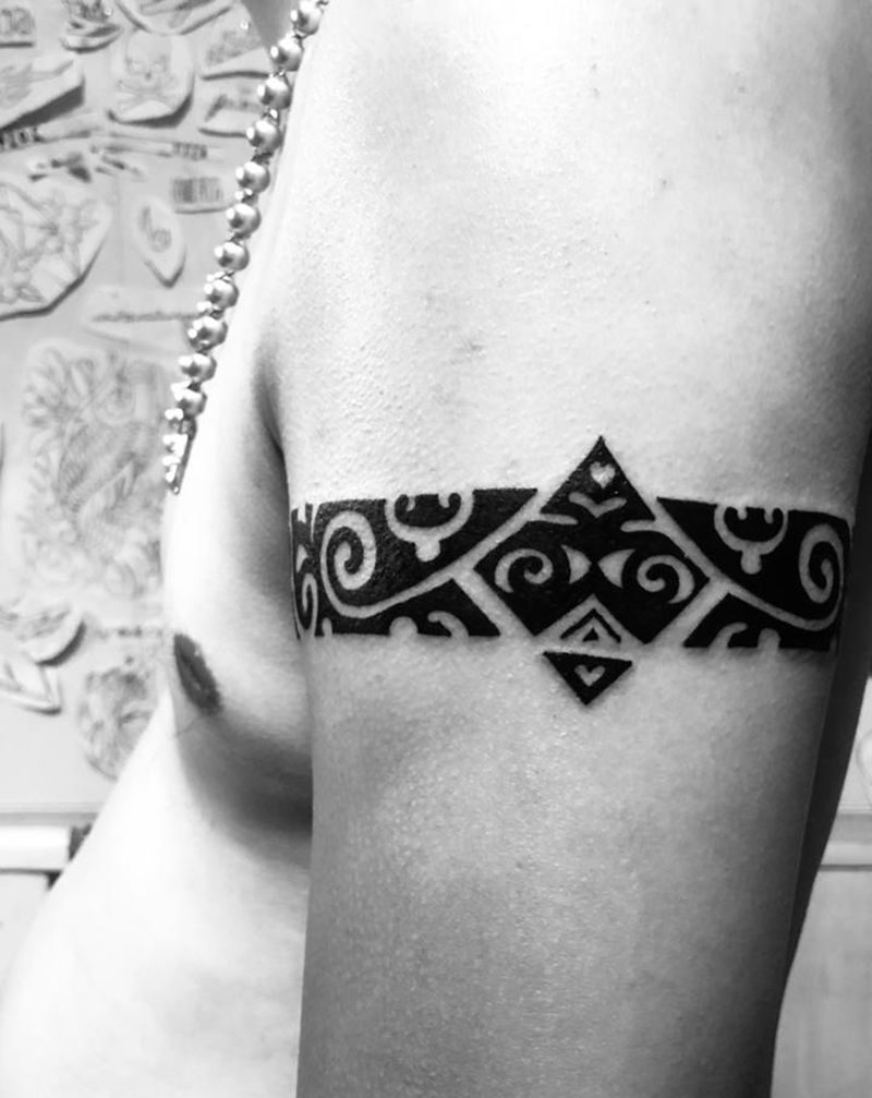 臂环纹身图片_手臂图腾纹身图案