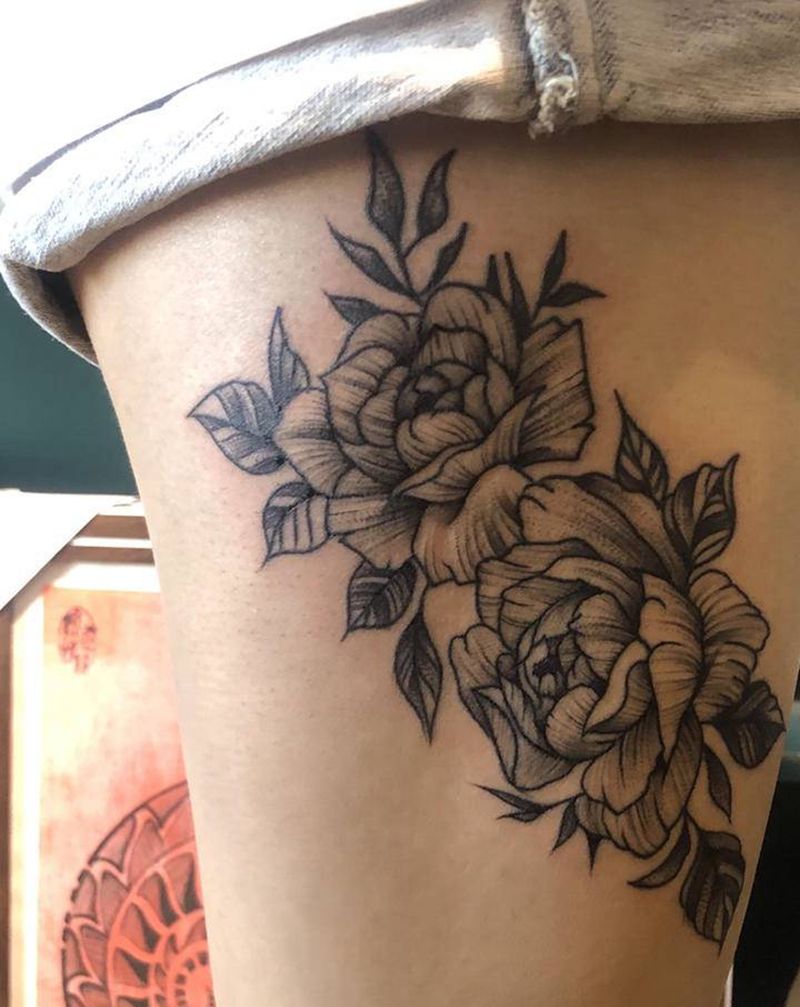 素花纹身图片_腿部点刺纹身图案