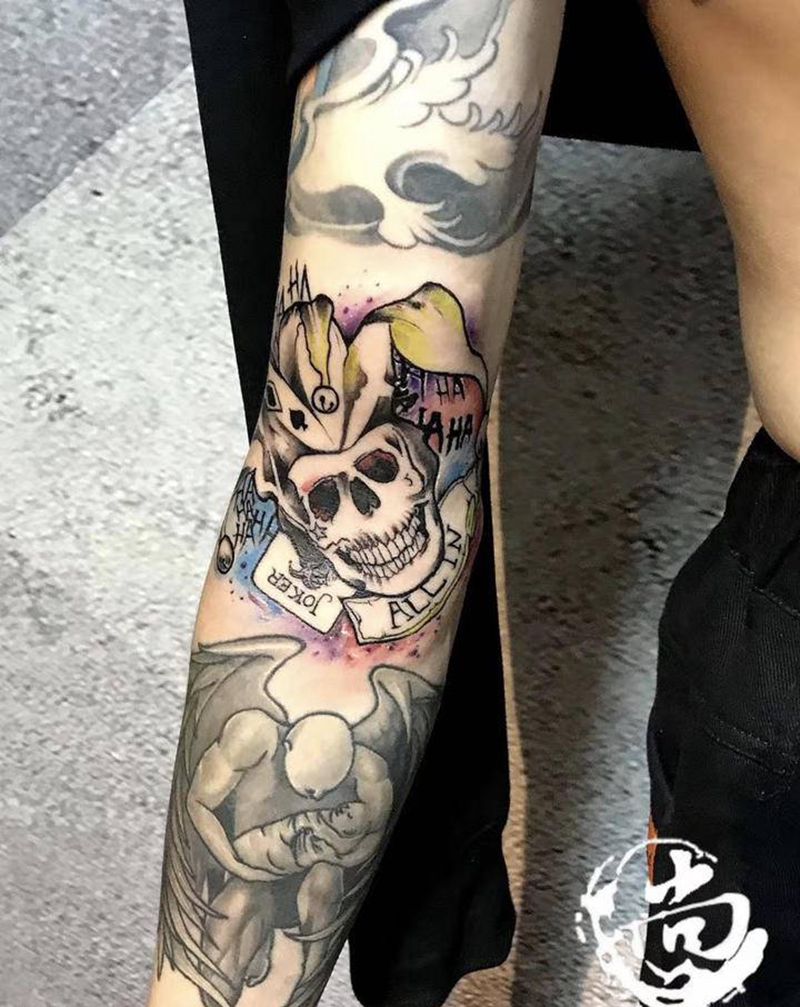 彩色骷髅小丑纹身图片_手臂New School纹身图案