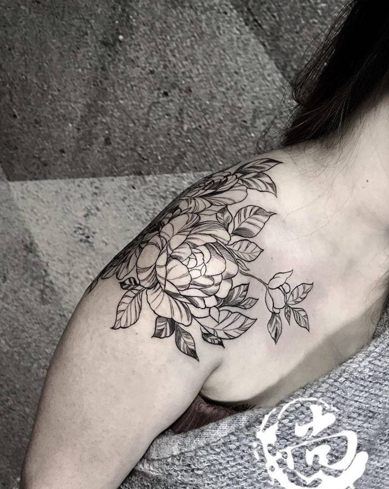 原创素花纹身图片_肩部图腾几何纹身图案