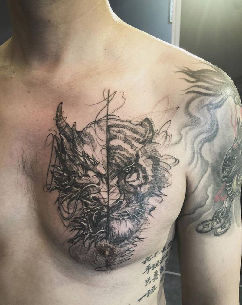 几何点刺纹身图片_胸部点刺纹身图案