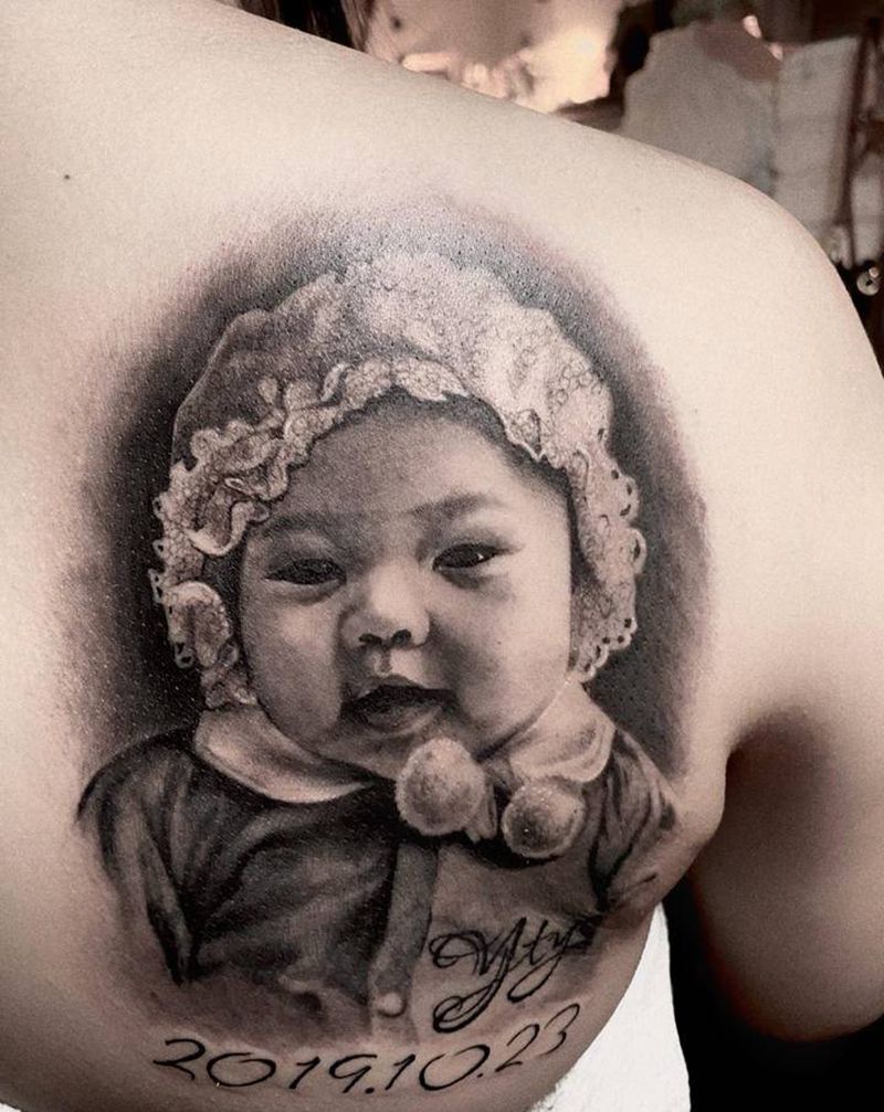 儿童肖像纹身图片_背部欧美写实婴儿儿童孩子纹身图案