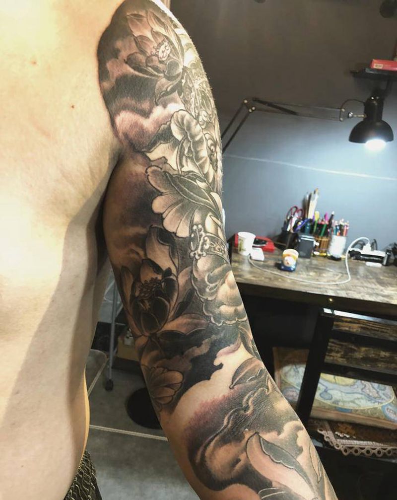 象神纹身图片_臀部新传统纹身图案