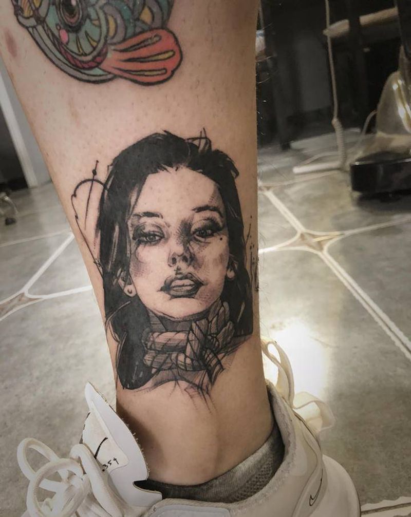 点刺纹身图片_腿部纹身图案