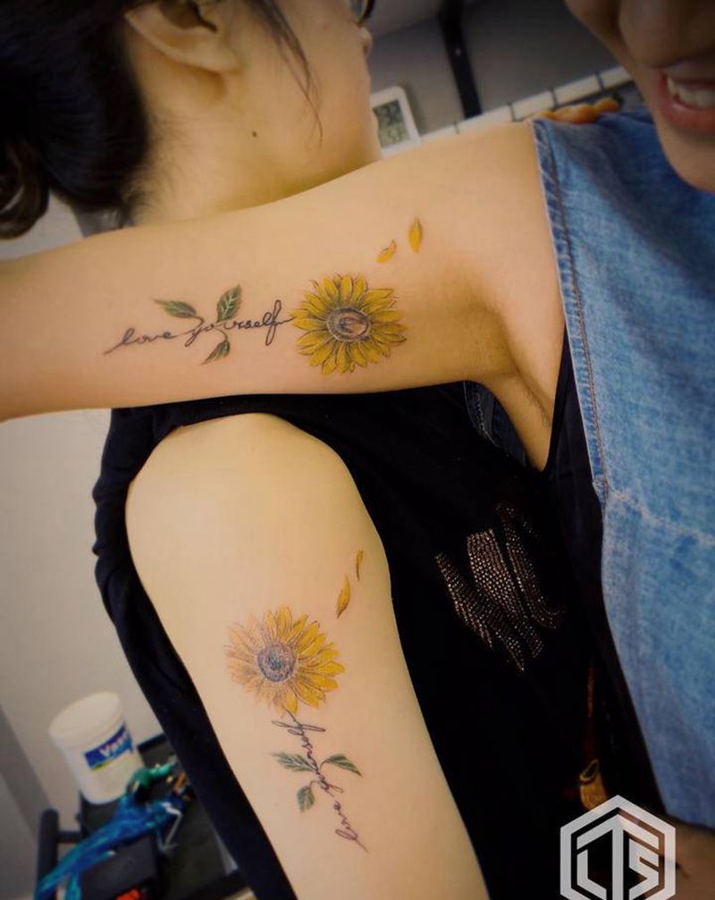 姐妹向阳花纹身图片_手臂New School纹身图案