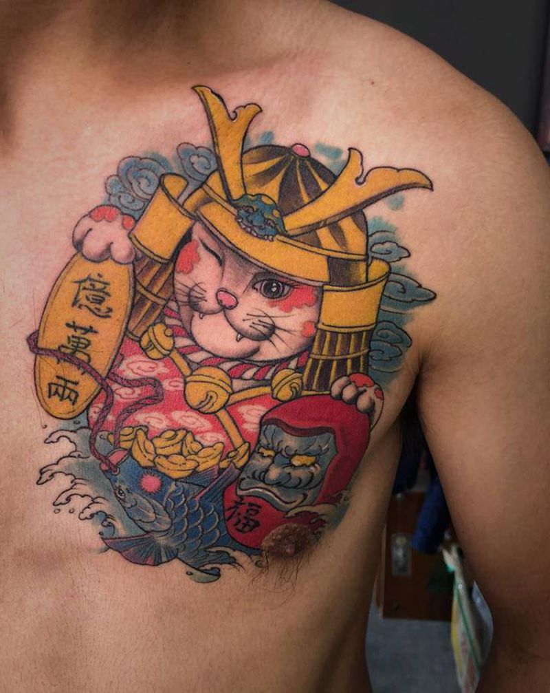招财猫纹身图片_胸部老传统纹身图案
