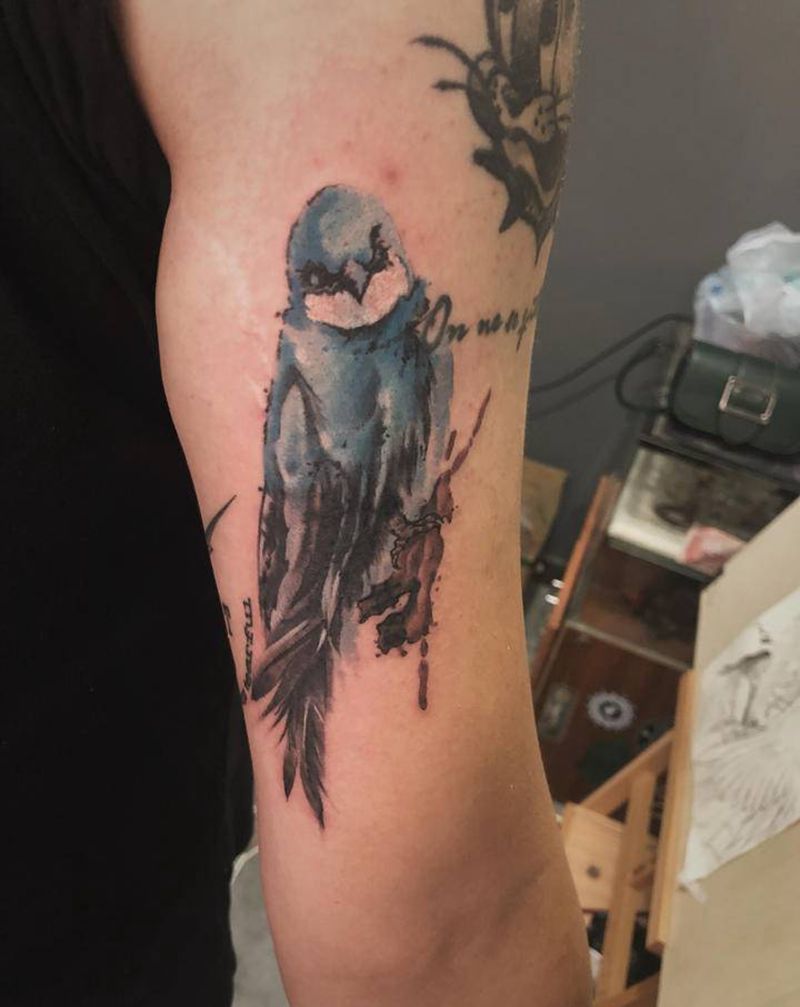 水墨燕子纹身图片_手臂水墨纹身图案