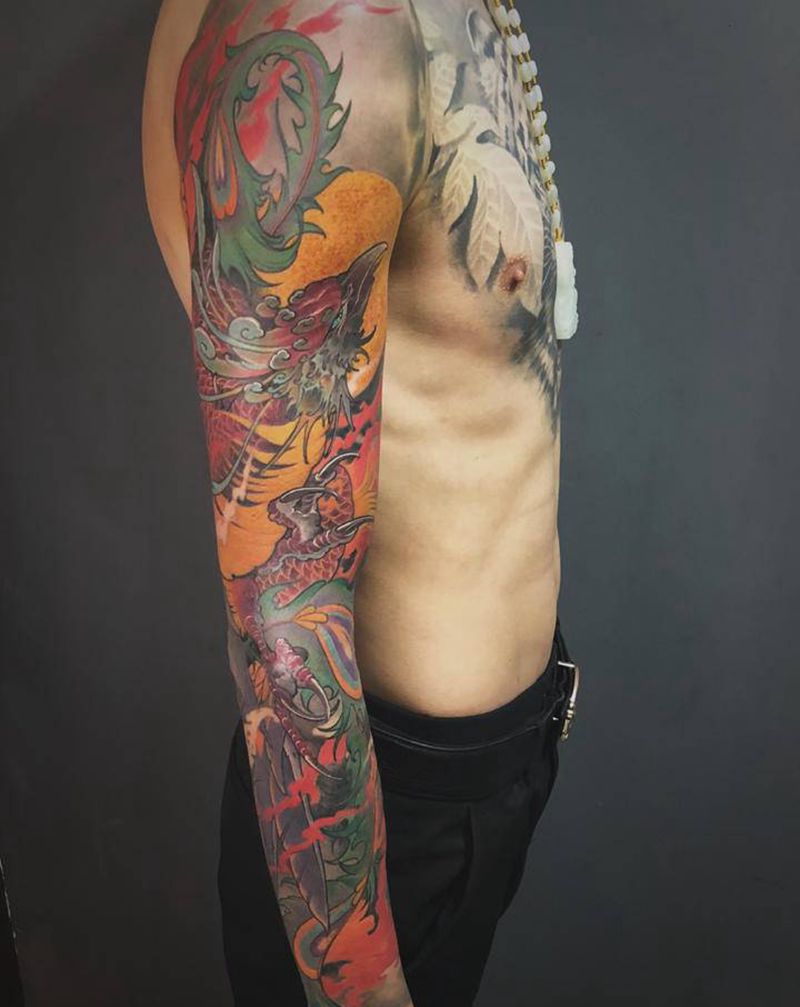 彩色花臂浴火涅槃，耗时三十五小纹身图片_手臂新传统纹身图案