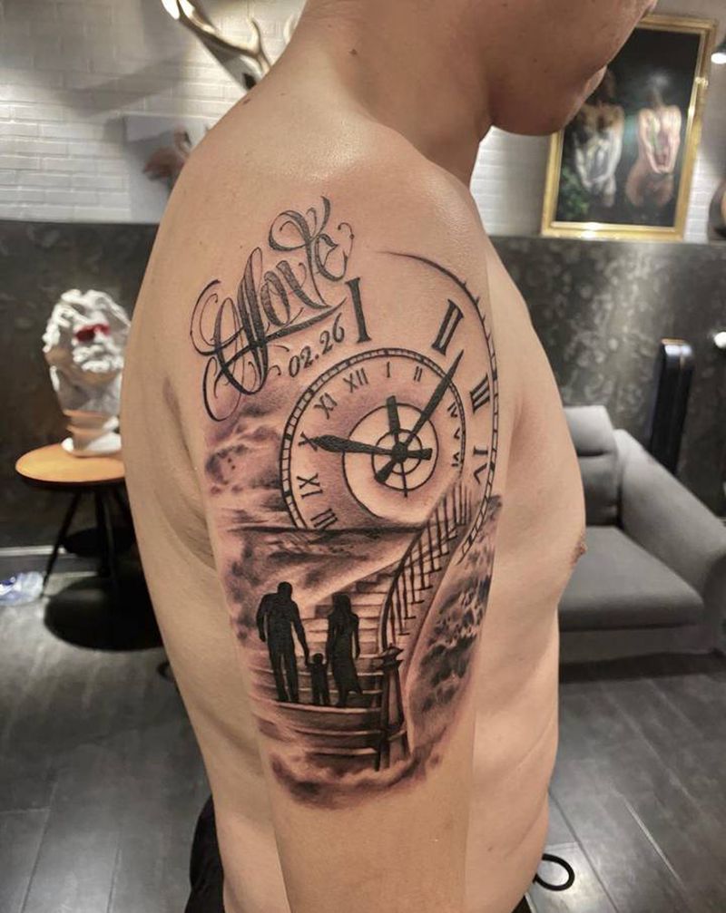 光阴如逝纹身图片_手臂欧美写实表剪影海纹身图案