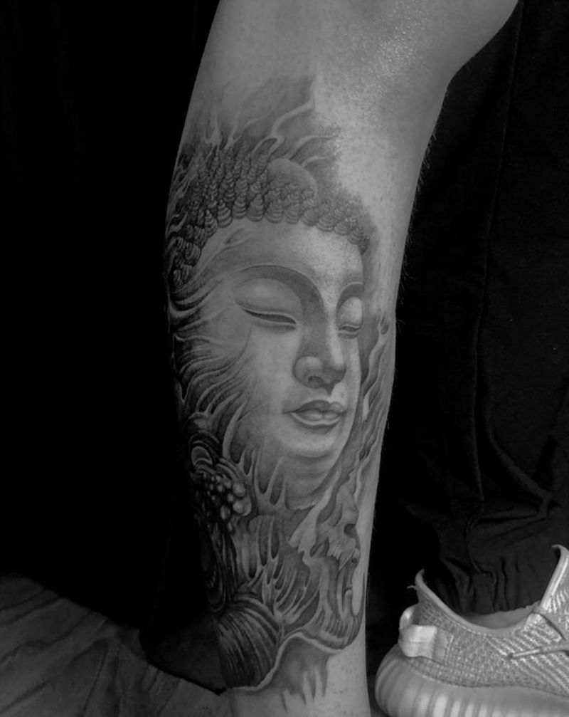 回顾曾经纹身图片_胸部手臂纹身图案