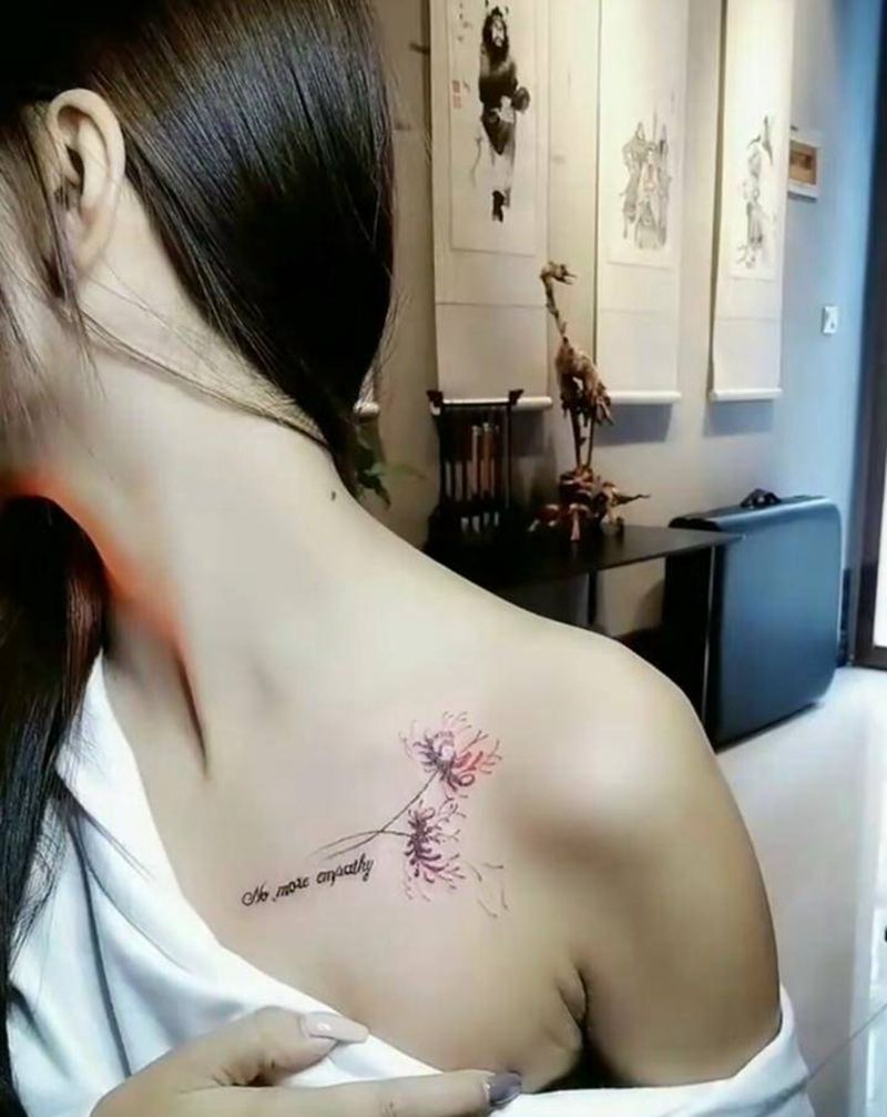 彼岸纹身图片_胸部纹身图案