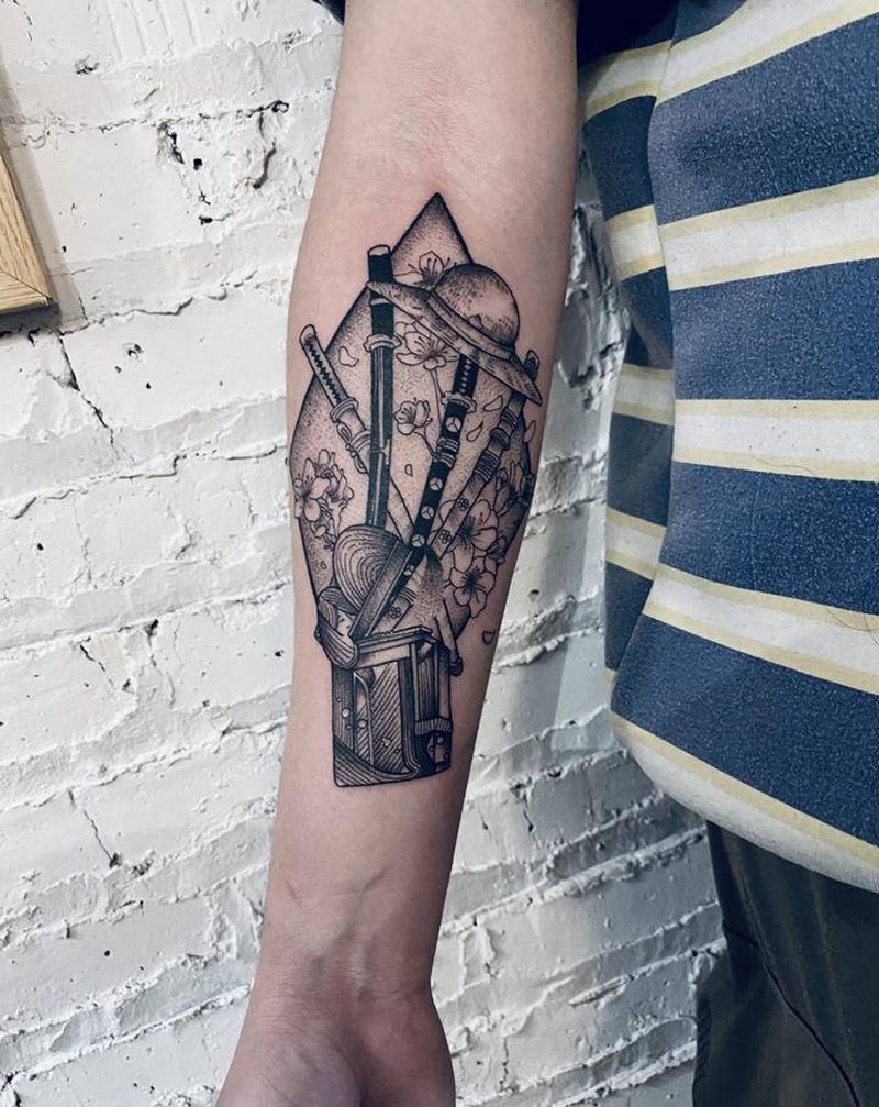 海贼王的男人纹身图片_手臂点刺几何纹身图案