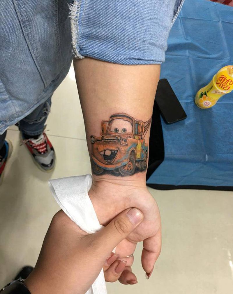 卡通 板牙纹身图片_手臂纹身图案